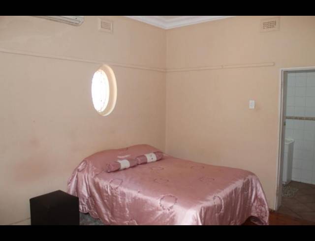 4 BEDROOM HOUSE FOR SALE IN KENSINGTON